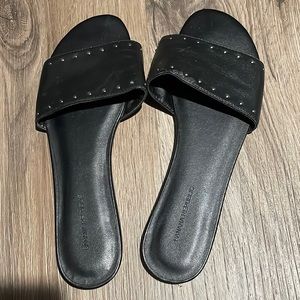 8.5 Banana Republic Black Slides
